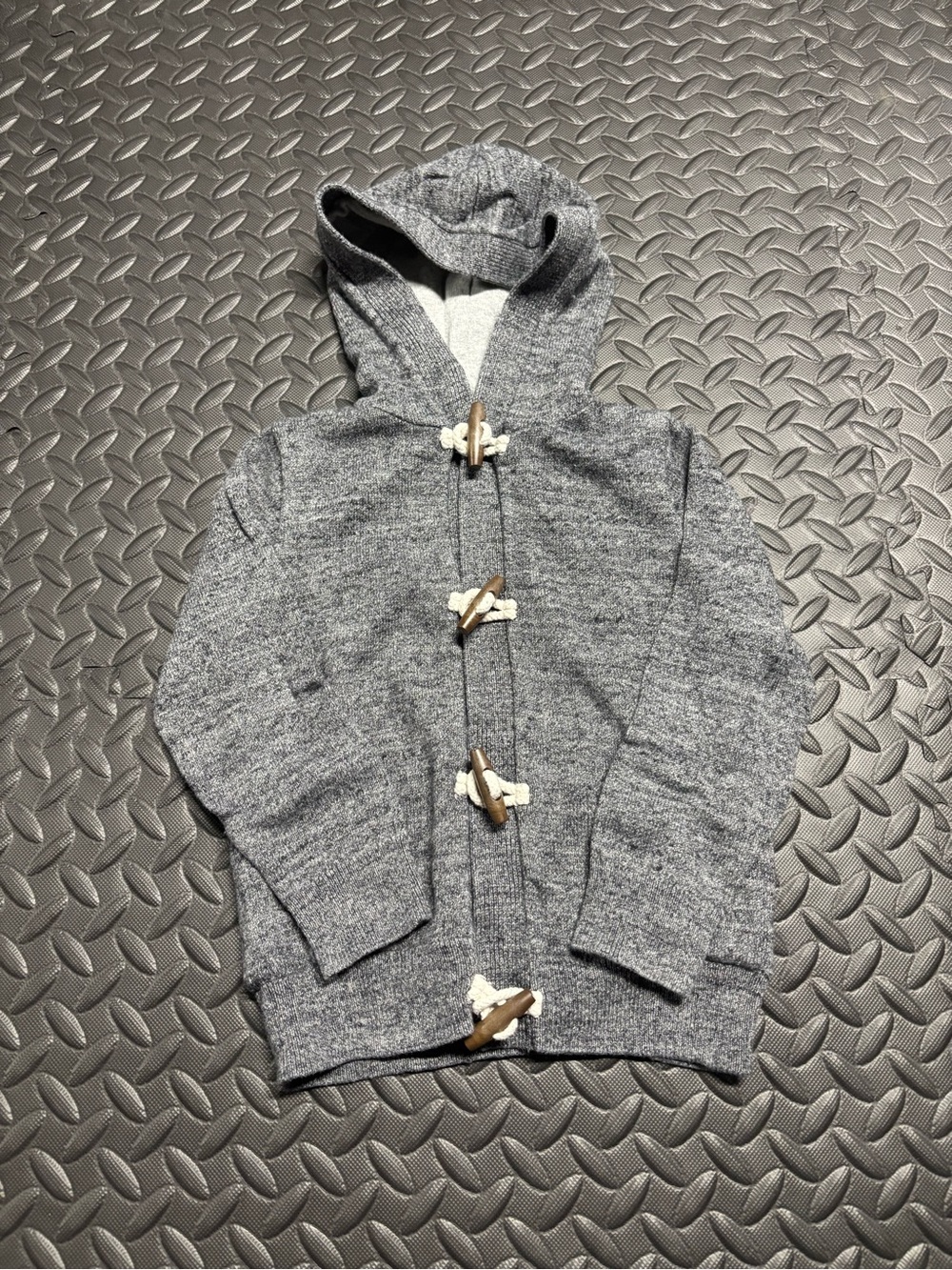 Baby Gap Hooded Toggle Sweater Jacket 5T Gray Knit Cozy Fall Winter - Picture 2 of 8